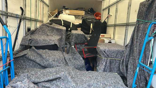 Movers arrived early and communicated well